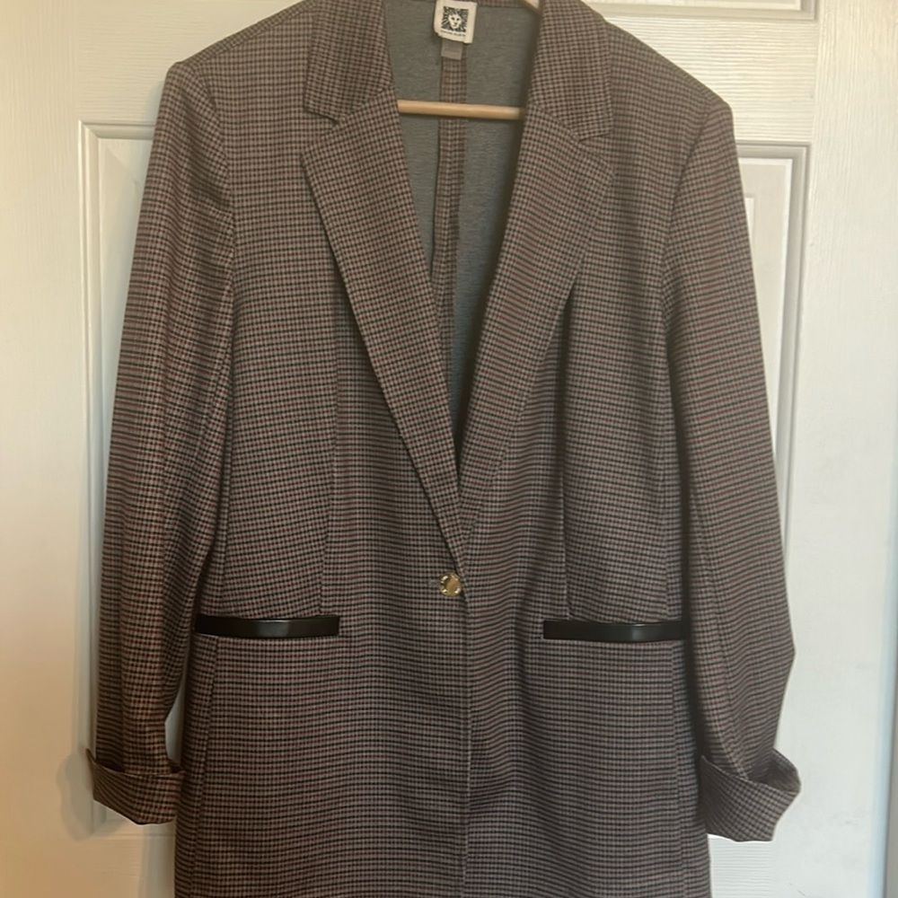 Anne Klein houndstooth, single-breasted blazer. Sz L